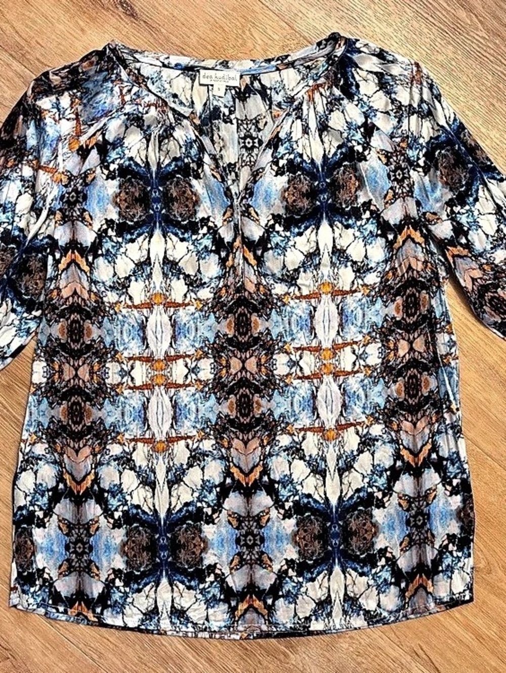 dea kudibal Geometric Silk Blend Blouse Size Small Like New